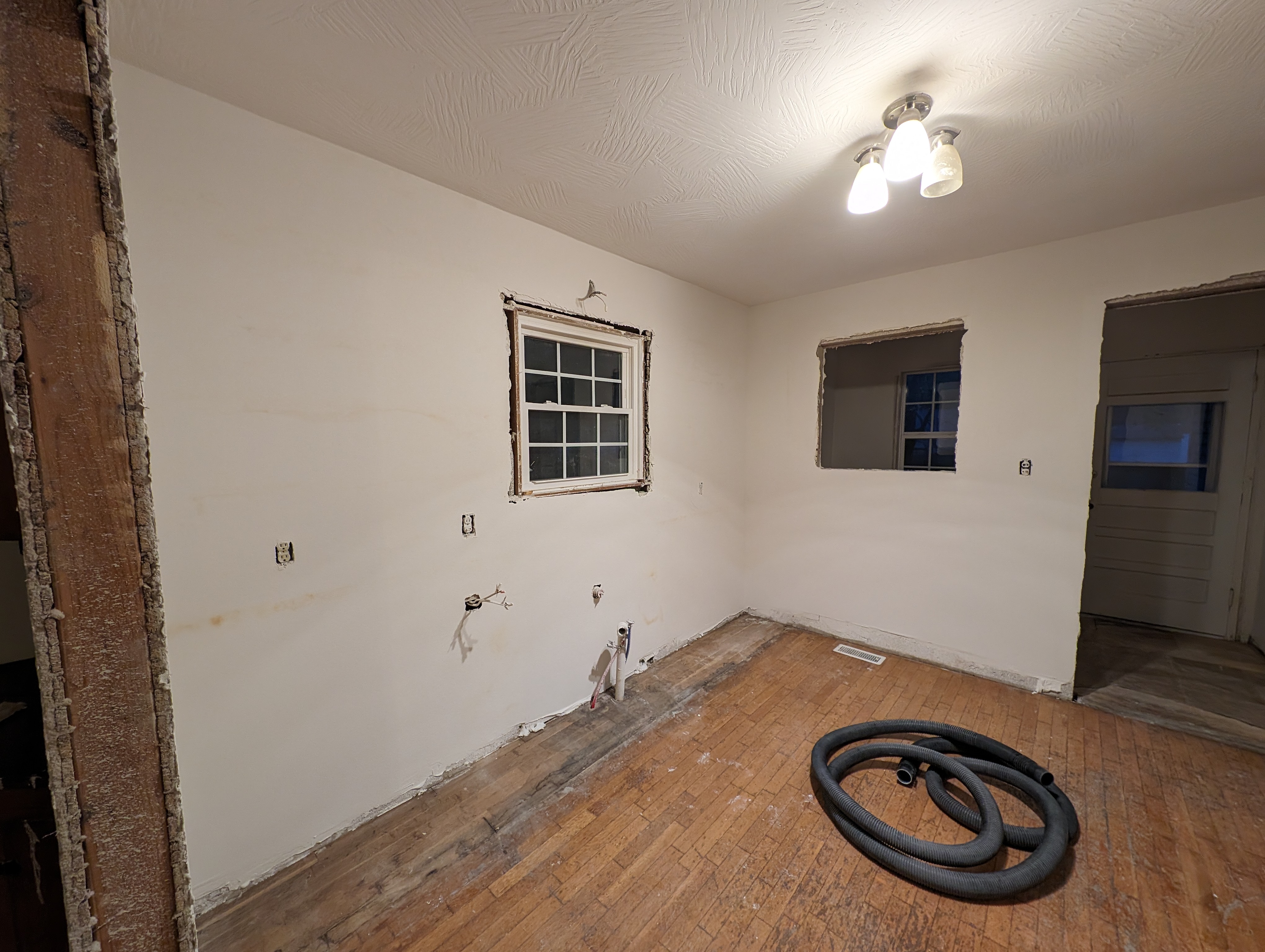 Kitchen, before renovation